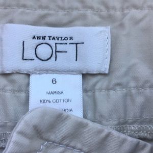 Taylor Loft tan Capris in size 6